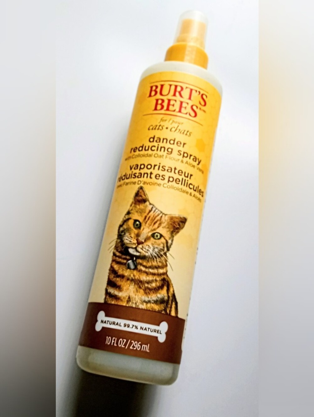 Burt's Bees Cat Dander Reducing Spray